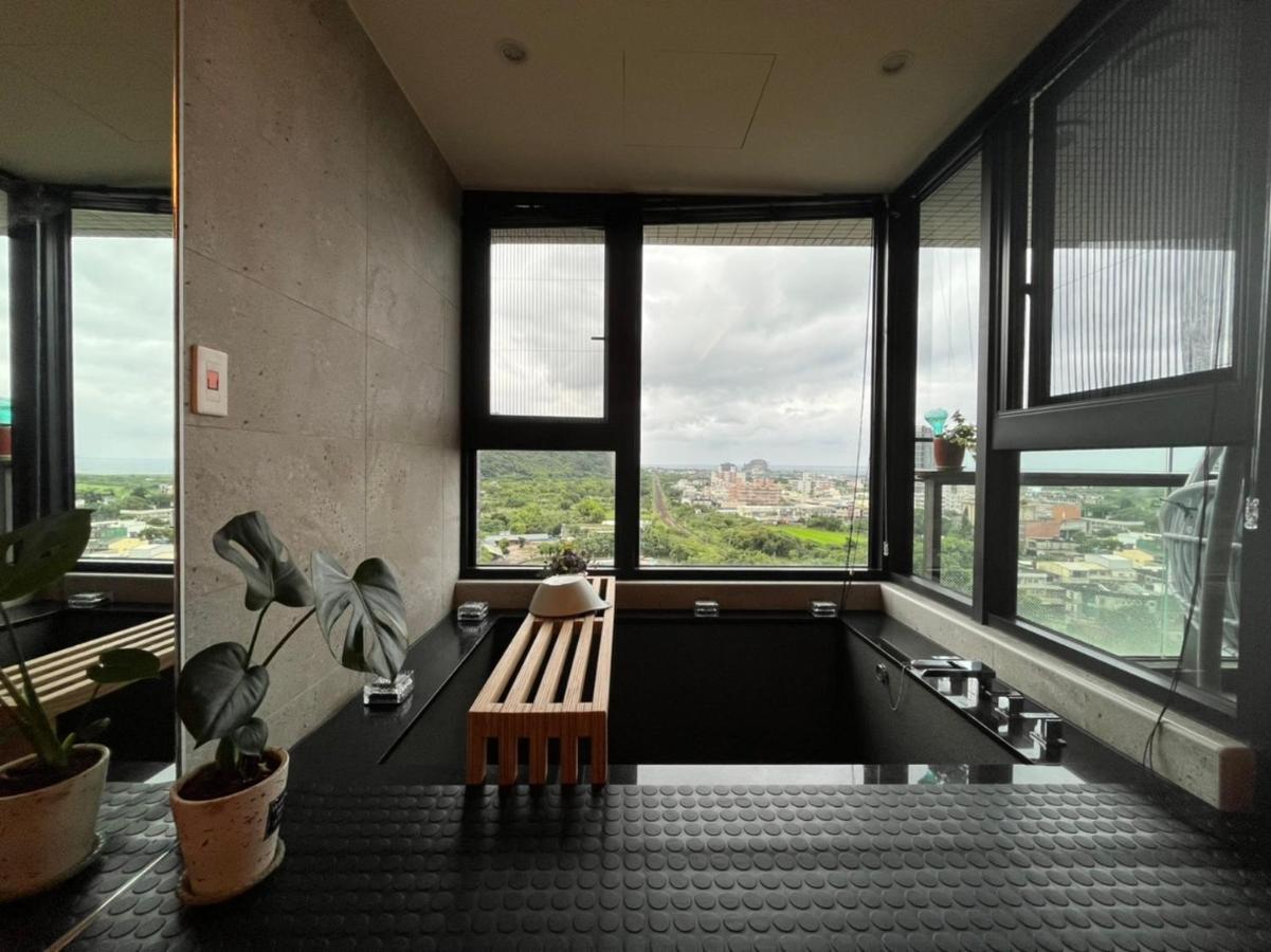 Toucheng Happyhouse頭城黑皮家 附早餐 Leilighet Eksteriør bilde