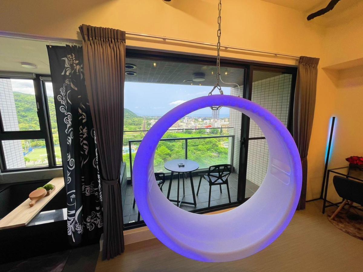 Toucheng Happyhouse頭城黑皮家 附早餐 Leilighet Eksteriør bilde