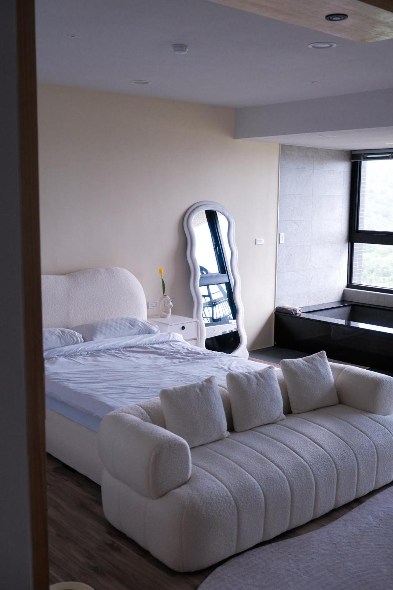 Toucheng Happyhouse頭城黑皮家 附早餐 Leilighet Eksteriør bilde