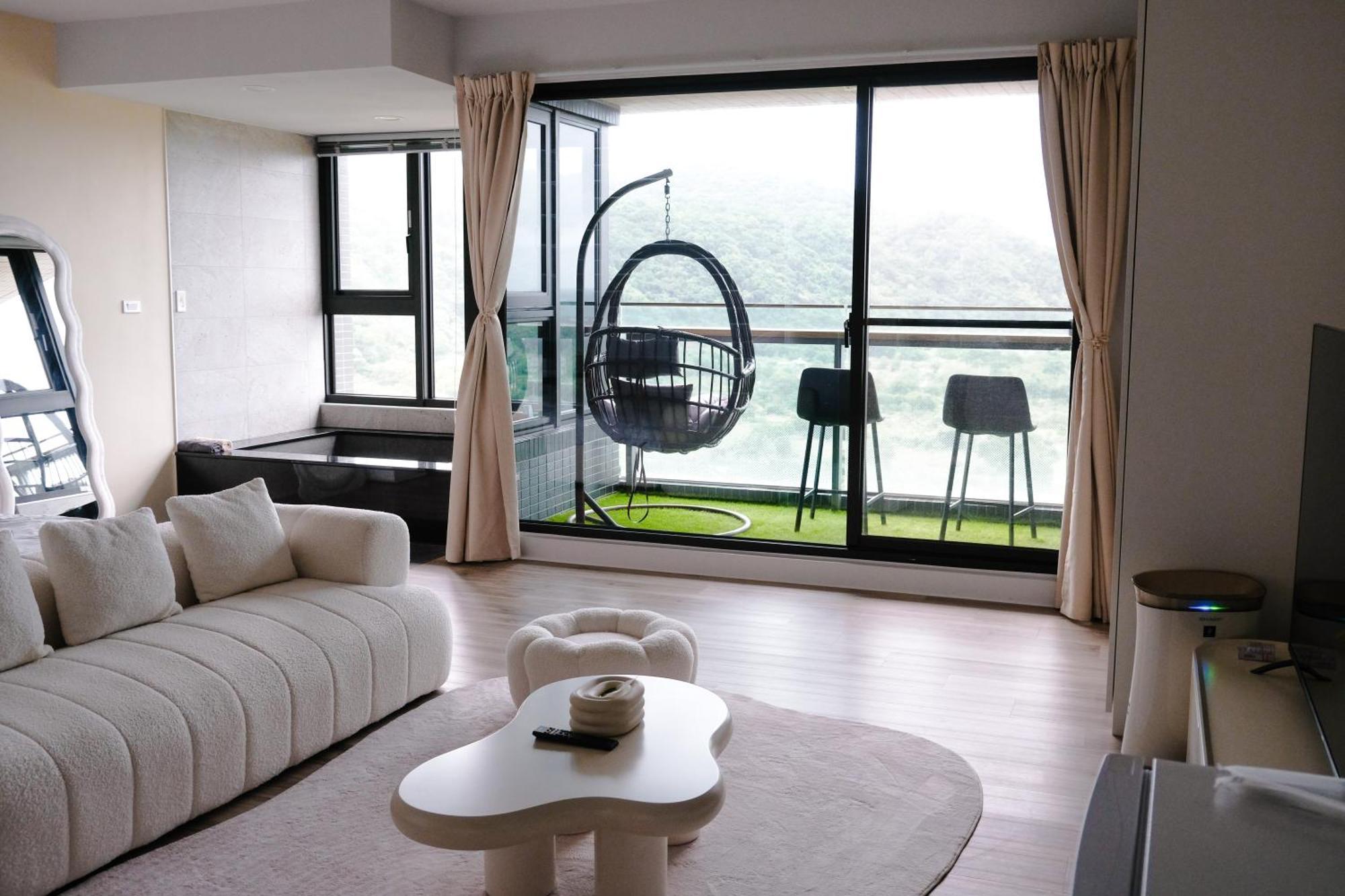 Toucheng Happyhouse頭城黑皮家 附早餐 Leilighet Eksteriør bilde